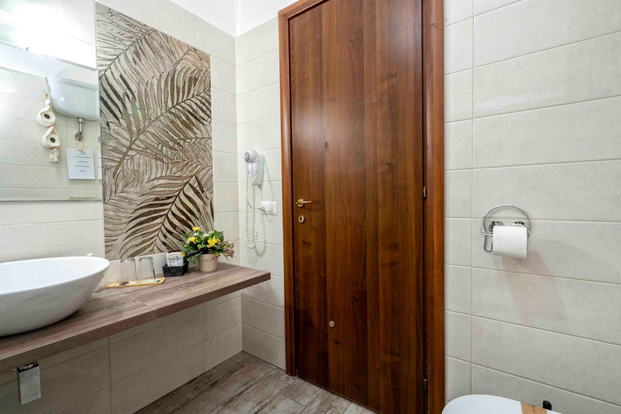 Rodoflor Rooms Castellammare di Stabia Exterior foto